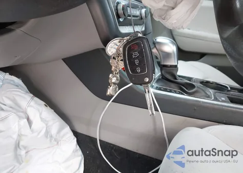 2018 Hyundai Sonata Se z USA, uszkodzony, nr VIN 5NPE24AF2JH612778